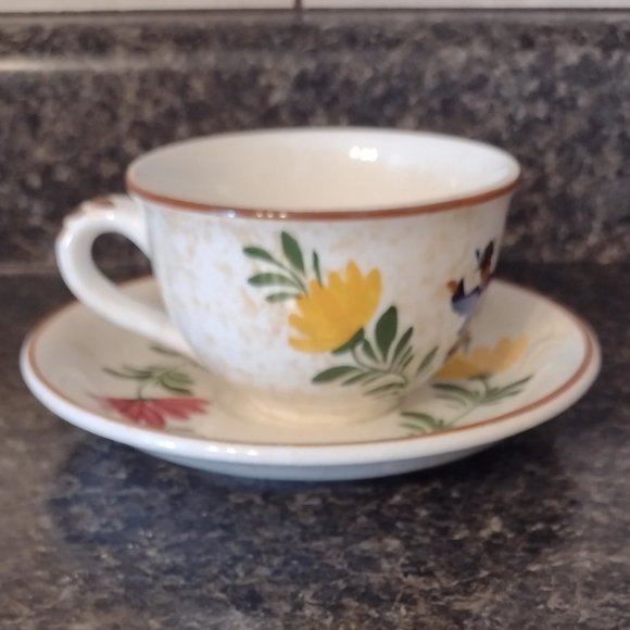Vintage Authentic Alpine Peasant Ware - 2 teacups and 2 saucers - Picture 4 of 7